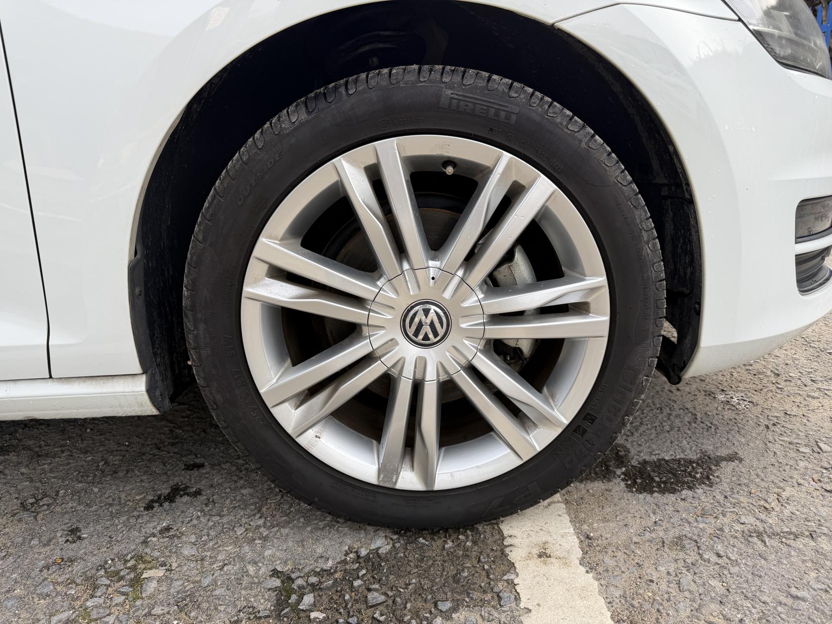 Volkswagen Golf 1.4 TSI BlueMotion Tech Match Hatchback 5dr Petrol DSG Euro 6 (s/s) (125 ps)